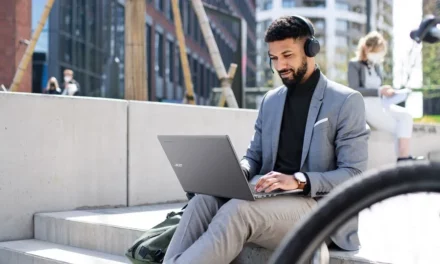 آيسر تعزّز بيئة العمل السحابية من خلال طرح طرازين جديدين من حواسيب Chromebook Plus Enterprise