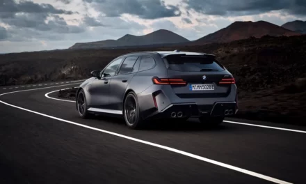 سيارة BMW M5 Touring الجديدة كلياً    