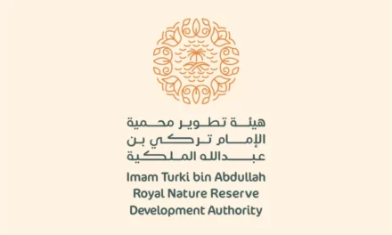 محمية الإمام تركي بن عبدالله الملكية تشارك في معرض كتارا الدولي للصيد والصقور