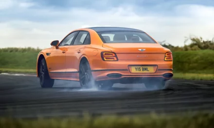  Bentley السعودية تعلن عن إطلاق سيارة FLYING SPUR الجديدة