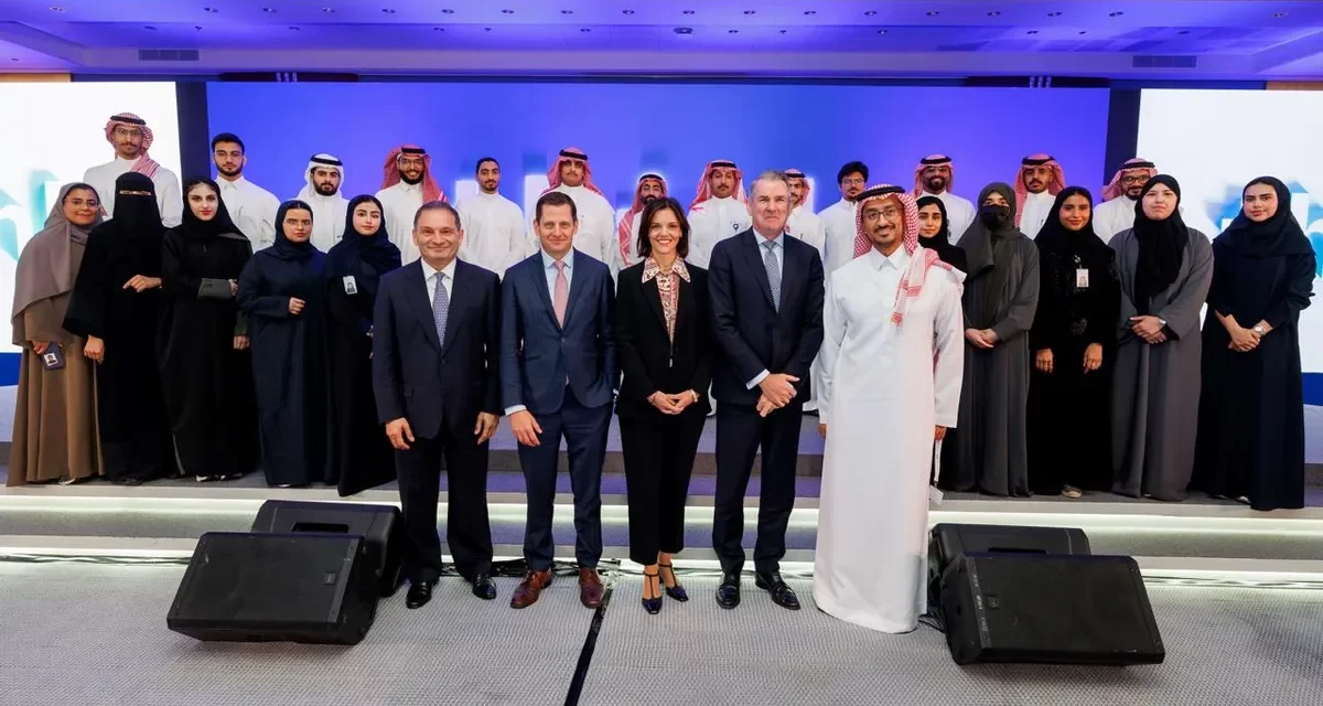 شركة IBM تطلق برنامج “هِمَّة” التدريبي لتطوير مهارات الجيل القادم من قادة التكنولوجيا في السعودية
