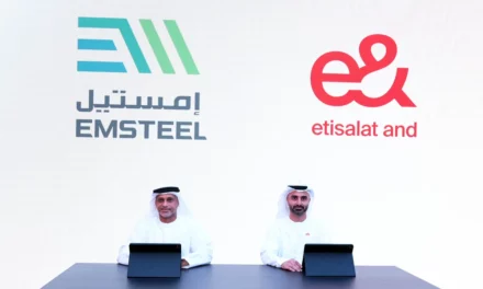 “إي آند الإمارات” تتعاون مع مجموعة “إمستيل” لتطوير قطاع التصنيع باستخدام شبكة الجيل الخامس الخاصة 
