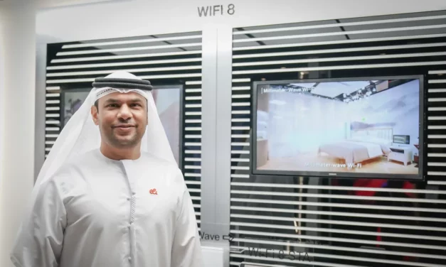 “إي آند الإمارات” تعرض أول نموذج عالمي لشبكة  “واي فاي 8”  لسرعات فائقة  باستخدام نطاق التردد الجديد