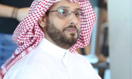 المستشار الاعلامي علي عايض القرني..مسيرة حافلة بالإنجازات في الإعلام الرياضي والعلاقات العامة