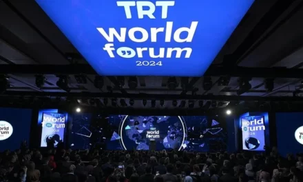 دعوات إلى حلول عالمية في منتدى TRT World Forum