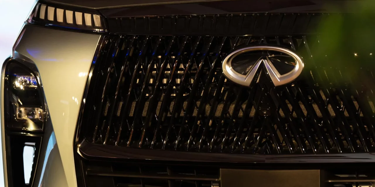 إنفينيتي QX80 في عرض خاص وحصري من مناهل العالمية في جدة