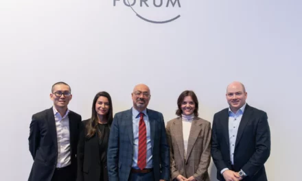 “إي آند” تتعاون مع IBM لإطلاق منصة متكاملة لحوكمة الذكاء الاصطناعي 