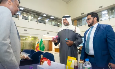 عبدالكريم بن مدشل يجتمع مع الوفد التجاري السريلانكي ويشكر غرفة الرياض