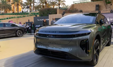 الكشف عن Lucid Gravity على هامش فعاليات كأس السعودية 2025: