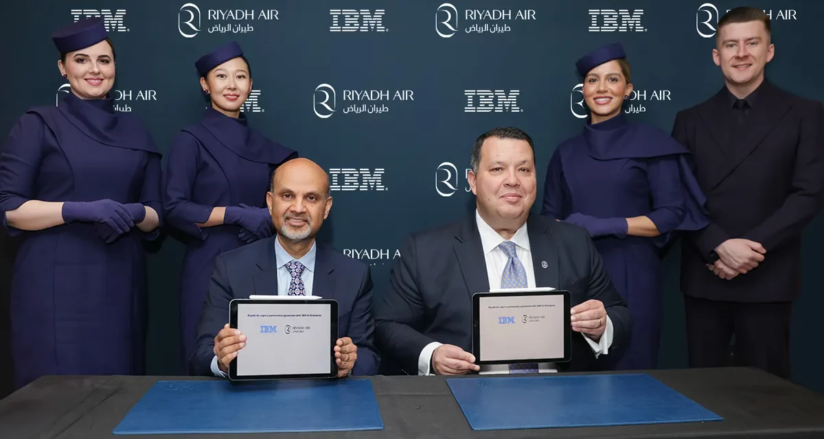 طيران الرياض و “IBM” يوقعان شراكة استراتيجية لتأسيس أول منظومة تشغيلية رقمية بالكامل 