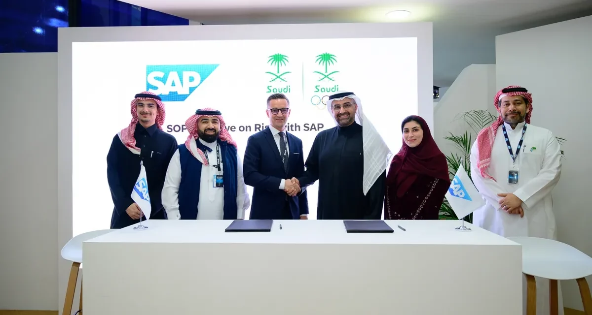 اللجنة الأولمبية والبارالمبية السعودية و”إس إيه بي” تحتفلان بنجاح توظيف منصة “رايز”
