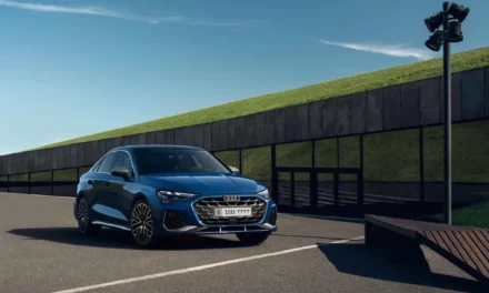 رياضية وأذكى وأكثر تميزًا: اكتشف مجموعة Audi A3، S3، و RS 3 الجديدة.