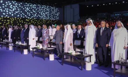 حامد بن زايد يشهد حفل افتتاح قمة AIM للاستثمار 2025