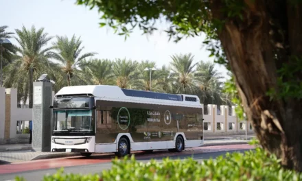 عبداللطيف جميل للسيارات تشارك في تجربة الحافلات الهيدروجينية في مكة المكرمة