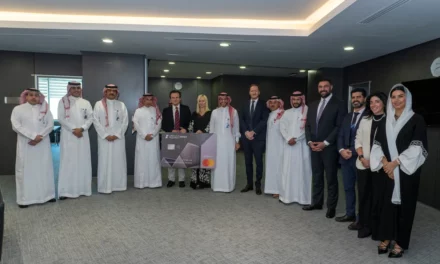 بنك الرياض وماستركارد يطلقان برنامجاً فريداً لدعم وتمكين المنشآت متناهية الصغر والصغيرة والمتوسطة في السعودية