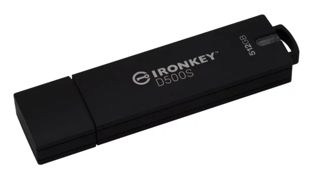 وحدة التخزين المشفرة من كينغستون IronKey D500S تحصل على أعلى اعتماد أمني عالمي لمعايير حماية البيانات