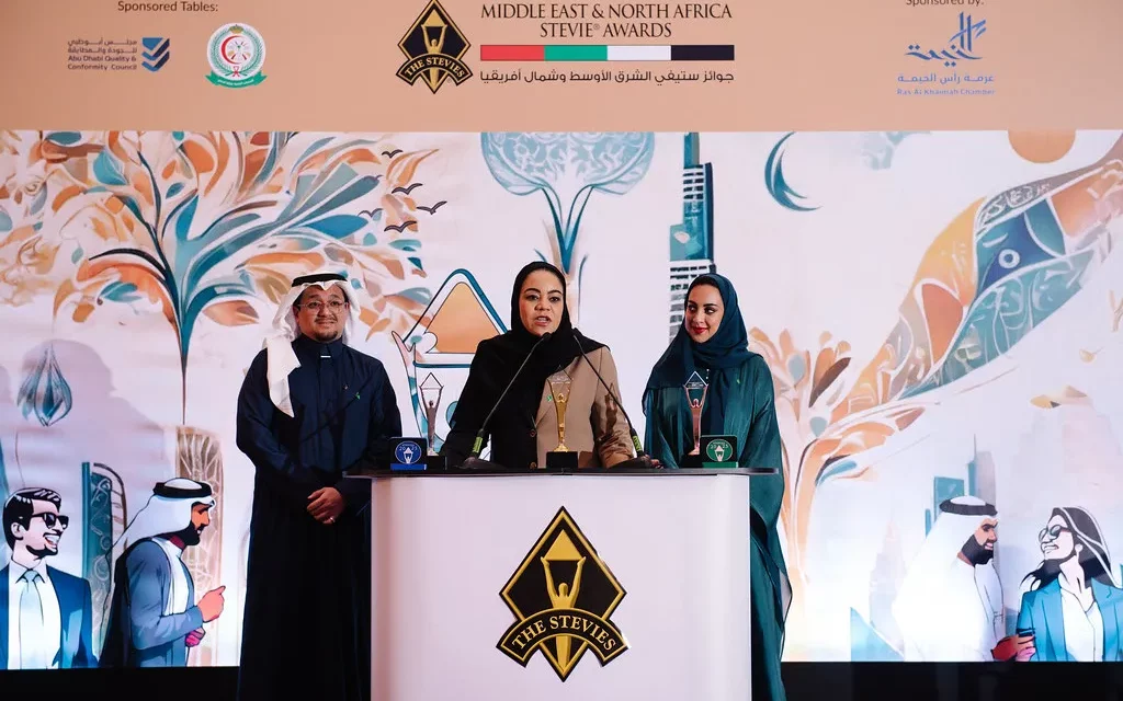 شركة «اتحاد سلام للاتصالات» تفوز بجائزتين لإسهاماتها المتميّزة في مجال الاتصالات والمسؤولية الاجتماعية للشركات