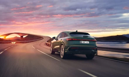  Audi Q5الجديدة كليًا تصل إلى السوق السعودي: مزيد من الديناميكية ومزيد من التطور ومزيد من الارتباط بطابع .Audi