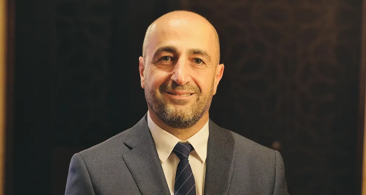 تعزيزاً لحضورها الإقليمي: كيندريل تُعيّن نضال عزبة مديرًا تنفيذياً في المملكة العربية السعودية
