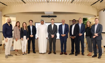 “e& money” تصبح أول محفظة رقمية مرتبطة بـ “PayPal” في الإمارات مع إمكانية السحب الفوري بالدرهم