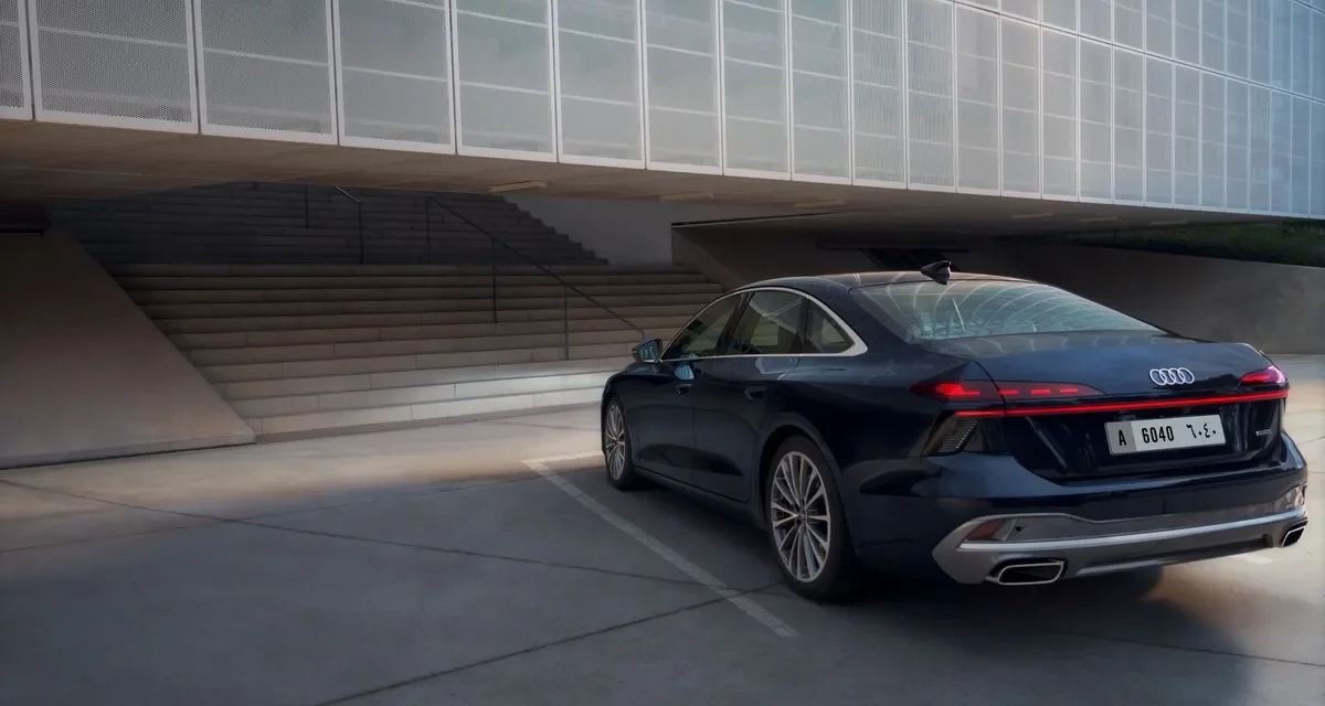 طرازات Audi A6 الجديدة كليًا تصل إلى السوق السعودي: بصمةٌ فارقةٌ في التصميم والأداء.