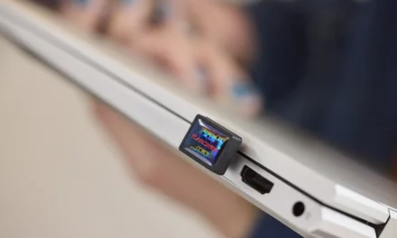 سانديسك تطلق أصغر وحدة تخزين USB-C™ بسعة 1 تيرابايت في العالم عبر محرك SANDISK® Extreme Fit™