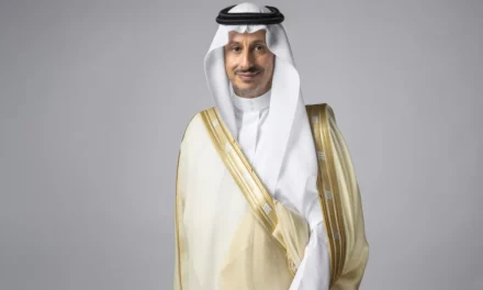 منتدى TOURISE يطلق أولى أوراقه العلمية تحت عنوان: رؤية مستقبلية لتحقيق التوازن بين الإنسان والذكاء الاصطناعي