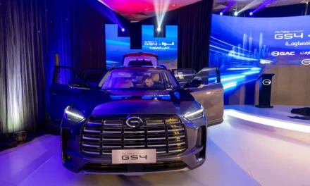 الجميح تدشن صالة عرض جي أيه سي الجديدة وتكشف عن GS4 بهوية وطنية