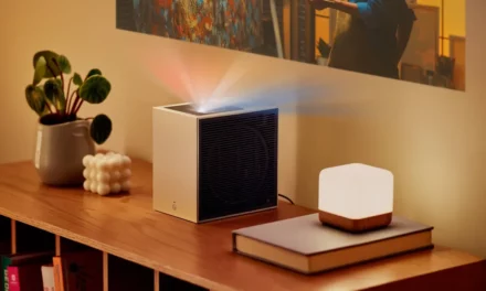 LG CineBeam S جهاز العرض الذكي المحمول بدقة 4K يصل إلى الشرق الأوسط