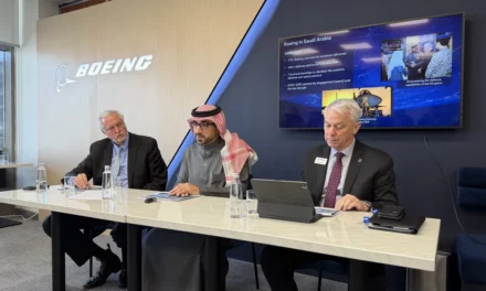 بوينج في معرض الدفاع العالمي 2026: تعزيز “عائلة الأنظمة” وتوطين الصناعات العسكرية السعودية