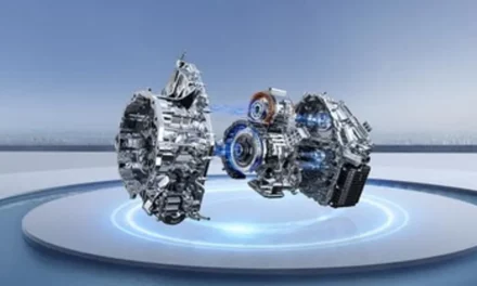 JETOUR PHEV تجمع بين التقنية الهجينة والقدرة على القيادة على الطرق الوعرة