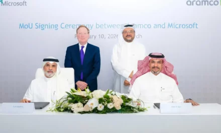 أرامكو السعودية ومايكروسوفت توقعان مذكرة تفاهم لتسريع تبني الذكاء الاصطناعي في القطاع الصناعي