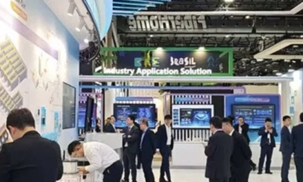 FiberHome في MWC 2026: البنية الضوئية والشبكات الذكية والذكاء الصناعي في برشلونة