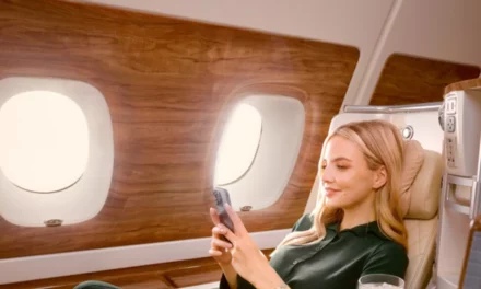 طيران الإمارات تُكمل أول تركيب لنظام ستارلينك على إيرباص A380