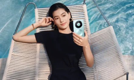 HUAWEI Mate 80 Pro يصل إلى السعودية بنظام كاميرا True-to-Color وميزة AI Composition للتأطير الذكي