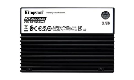 كينغستون تطلق محرك Kingston DC3000ME Gen5 بسعة 30.72 تيرابايت لمراكز البيانات