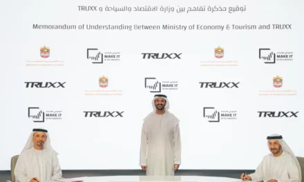 وزارة الاقتصاد والسياحة توقع مذكرة تفاهم مع TRUXX لتعزيز الحلول الرقمية