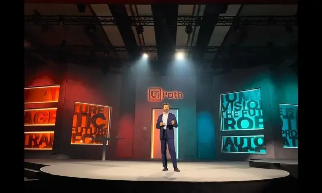 UiPath تدمج وكلاء البرمجة في منصة الأتمتة للمؤسسات