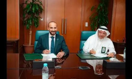 عرب ثيرابي توقّع اتفاقية مع جامعة الملك عبد العزيز لتطوير بحوث الصحة النفسية