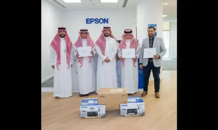 تكريم طلاب في الرياض ضمن مسابقة إبسون ريكريتورز للأعمال الفنية المستدامة