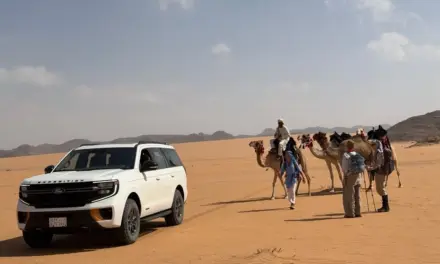 روزي ستانسر تنهي رحلتها التاريخية عبر طريق البخور في السعودية