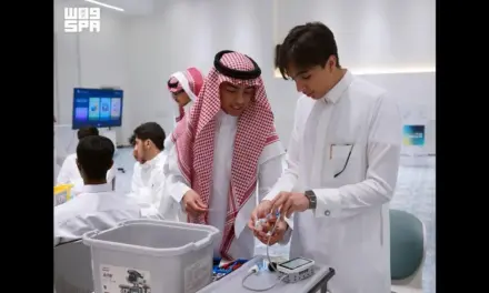 انطلاق معسكر الروبوتات والذكاء الاصطناعي في بريدة بمشاركة 62 طالباً وطالبة