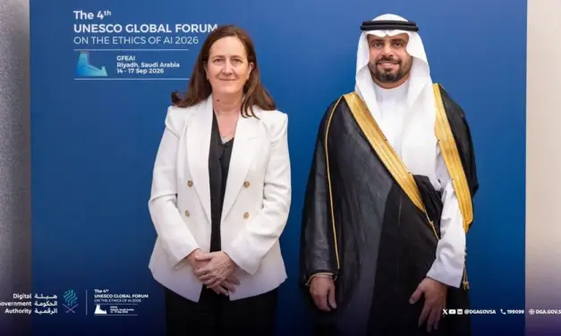 محافظ هيئة الحكومة الرقمية يبحث التعاون الدولي في منتدى اليونسكو