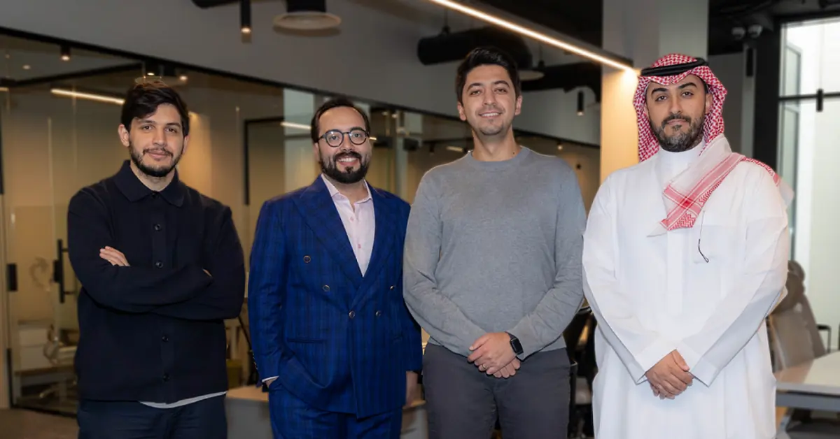 منصة إيراد: مؤسسو الشركة فارس يغمور ويوسف سعيد وسالم أبو حمور وعبد الملك المحيني