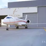 Falcon Luxe تسلط الضوء على إمكانات طائرة T7-AFZ لرحلات الأعمال طويلة المدى