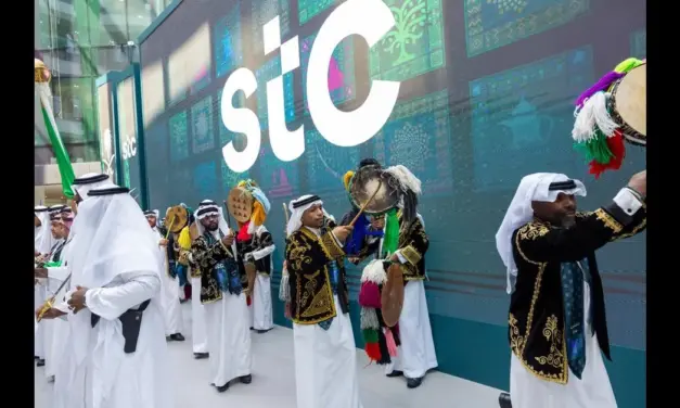 مجموعة stc تقدم 100 جهاز ذكي وخدمات مجانية بمناسبة فوز المنتخب