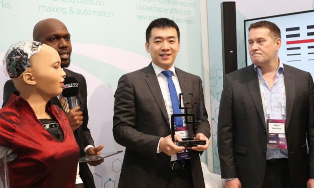 Huawei C-V2X E2E Solution Awarded the Best Mobile Technology for Automobile by GSMA