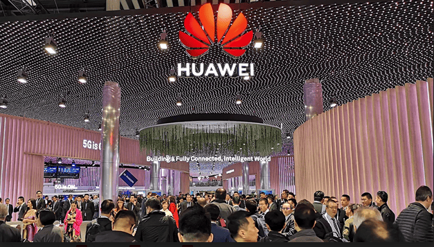 Huawei Presents Its Simplified 5G and SoftCOM AI Solutions at the MWC Barcelona 2019