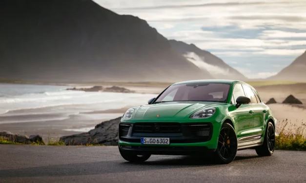 New Porsche Macan with significantly more power and sportier design