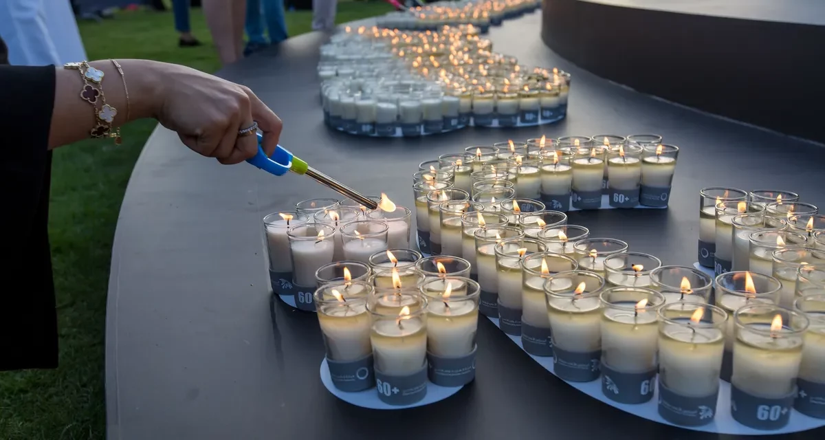 Emirates Nature-WWF Hosts Lights-Off Expo Parade in Line-Up of Earth Hour Events